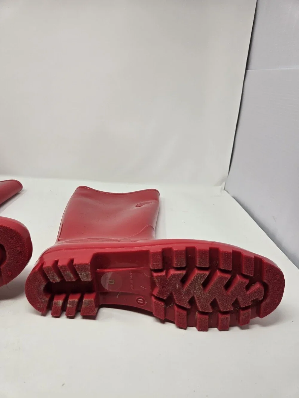 Arizona Winston Size 11 Womens Red Calf Length Rainboot Rubber Shiny Used